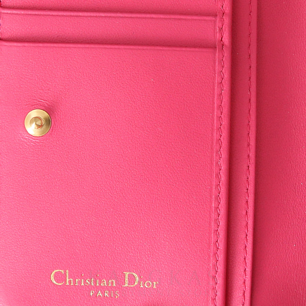 CHRISTIAN DIOR(USED)크리스찬디올 카로 컴팩트 지퍼 반지갑 핑크
